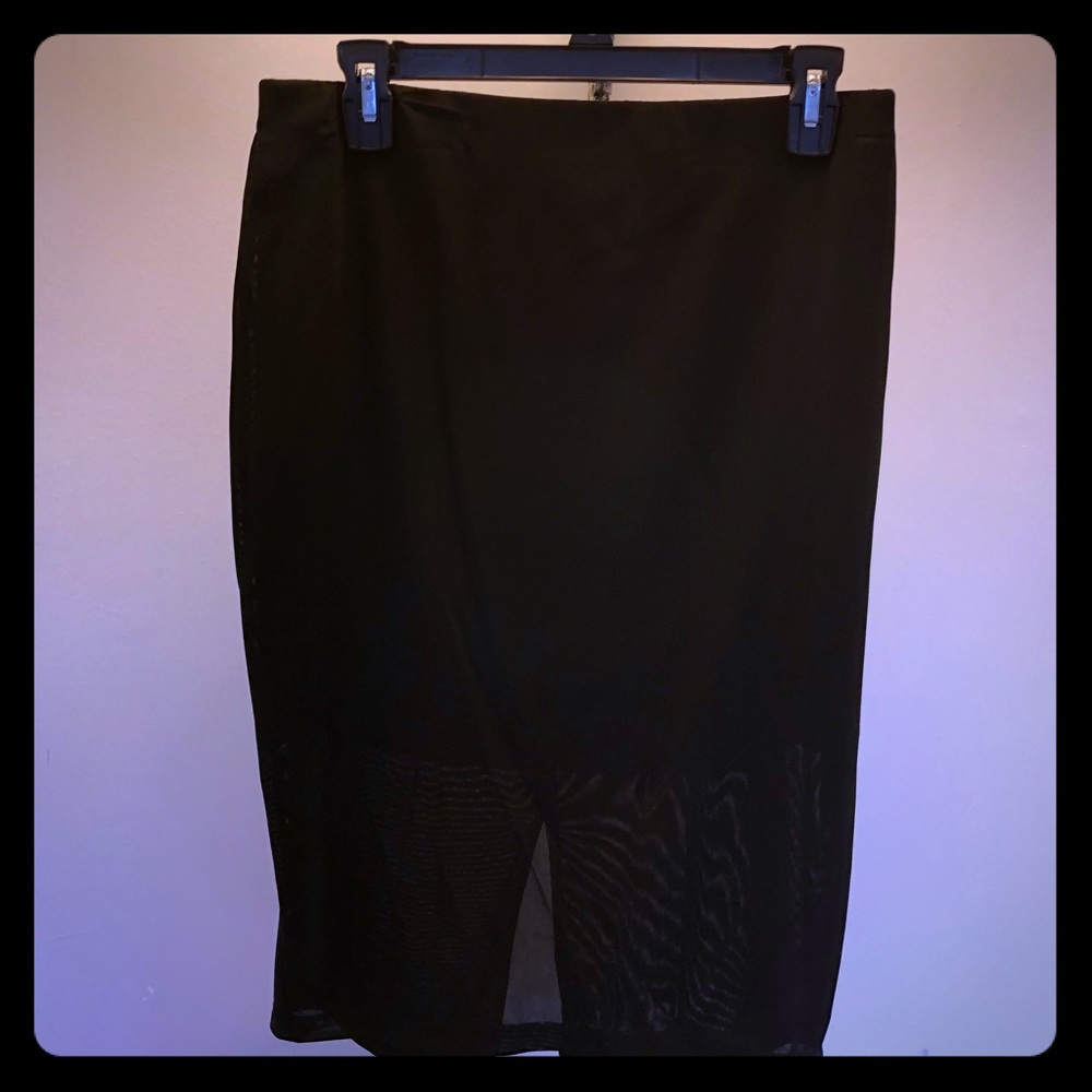Express skirt with bottom mesh detail